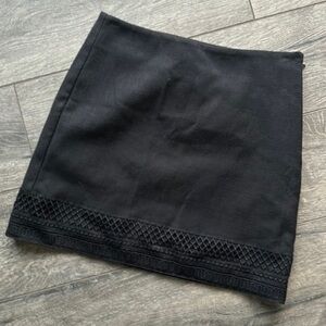 NWT LOFT skirt black lined size 8 petite embroidered design on bottom